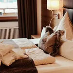 St. Georg Zum 4*