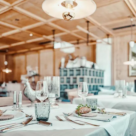 St. Georg Zum Hotell 4*