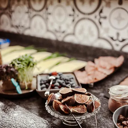 Szálloda St. Georg Zum 4*