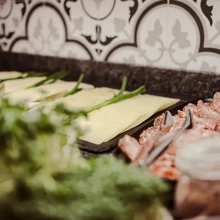 St. Georg Zum Hotel 4*