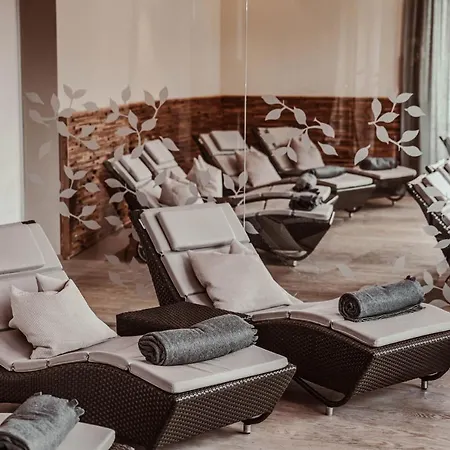 Hotel St. Georg Zum 4*