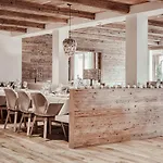 Szálloda St. Georg Zum 4*